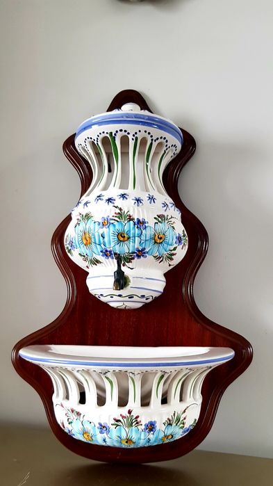 Vas vechi din ceramică italiană glazurata