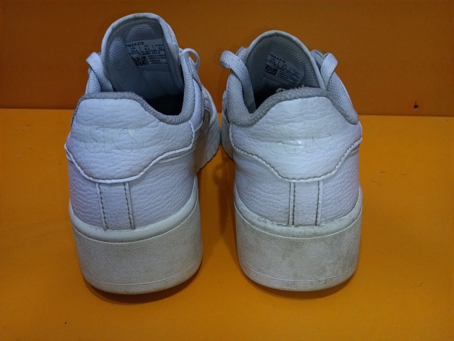 Asics Japan N 40 кожени