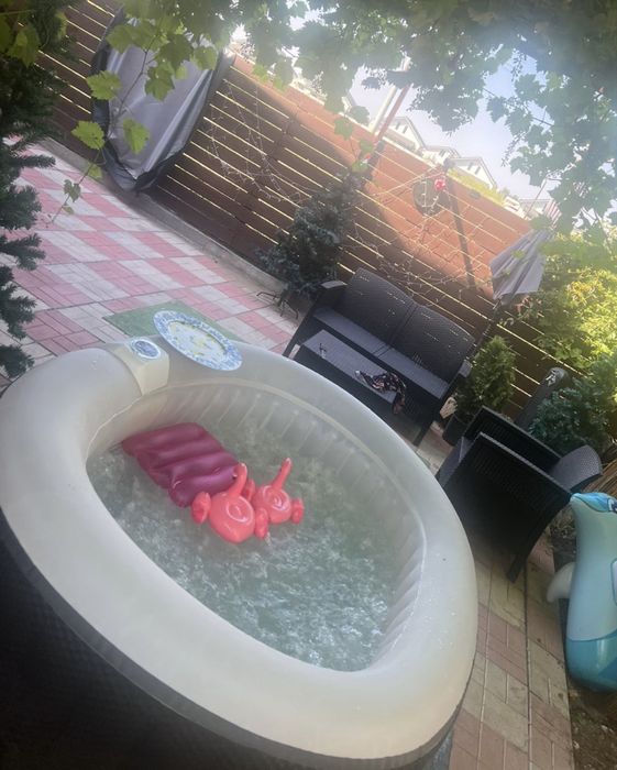 Jacuzzi cu leduri