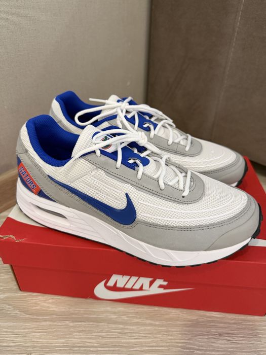 Продам кроссовки оригинал nike