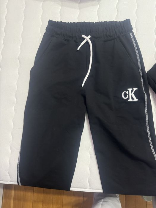 Дамски спортен екип М/Л размер