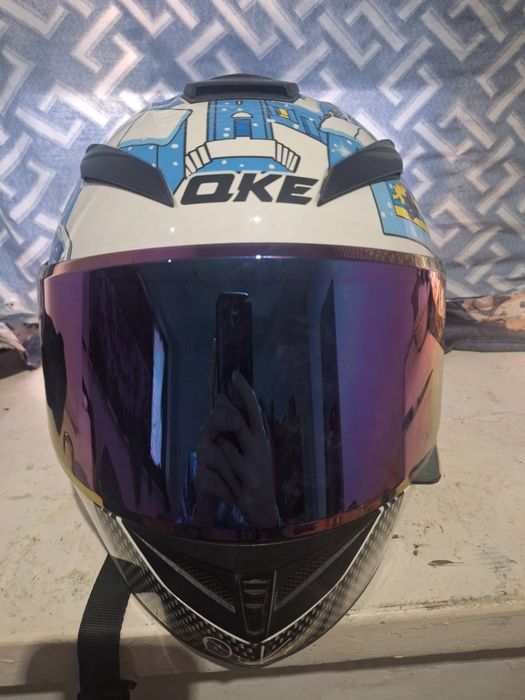 Продаётся шлем новая