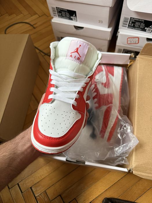 Jordan 1 Mid Syracuse marimea 37, 38 si 39