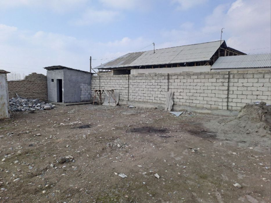 16 Sotixlik Yer sotiladi