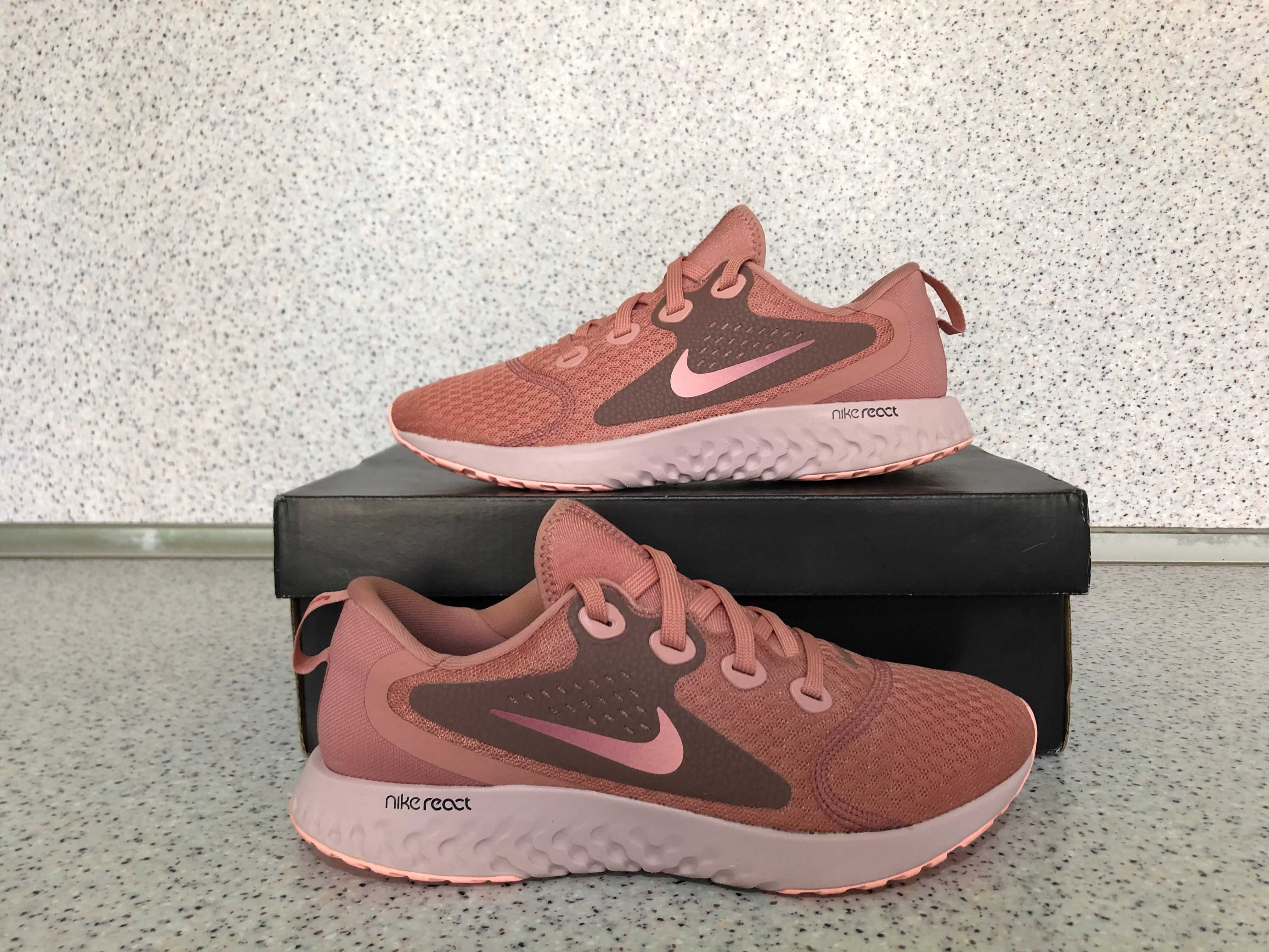 nike legend react rust pink