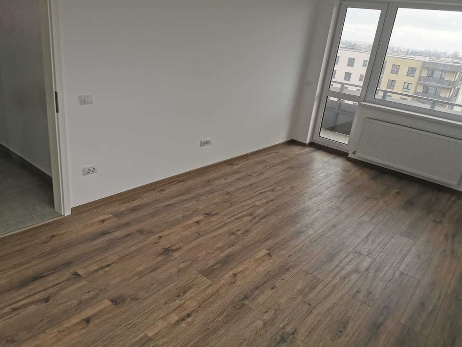 Apartament 3 camere , decomandat, Tractorul - Grandis Residence, NOU.