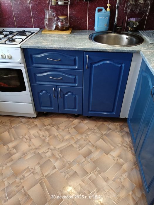 Продам кухонный гарнитур б/у