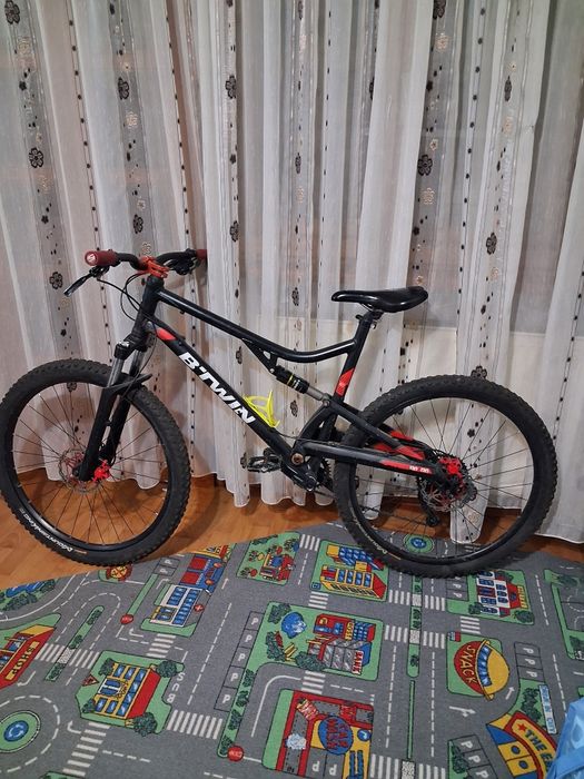 Vând bicicleta ROKRIDER 540 2023