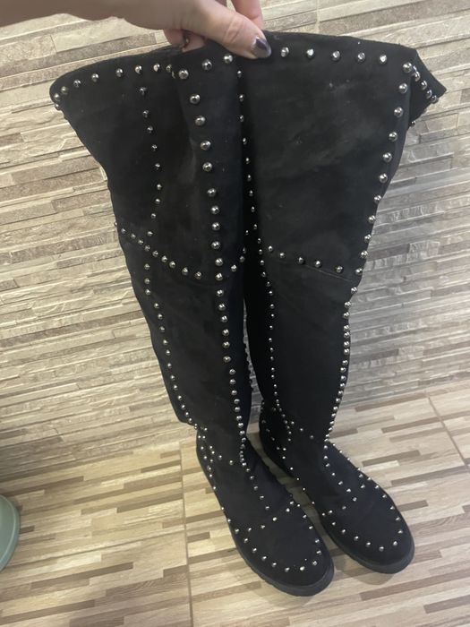 Ботуши маркови уникални