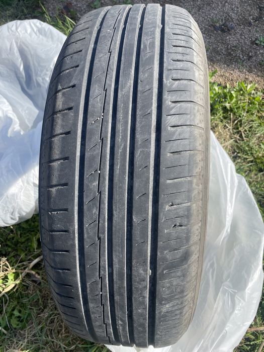 Продам два летних покрышки