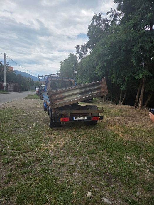 Vând Iveco Dayli 40c35
