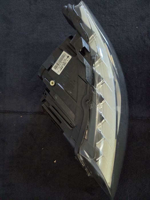 Far stanga complet Bi-Xenon LED 4L0941003AG Audi Q7 4L