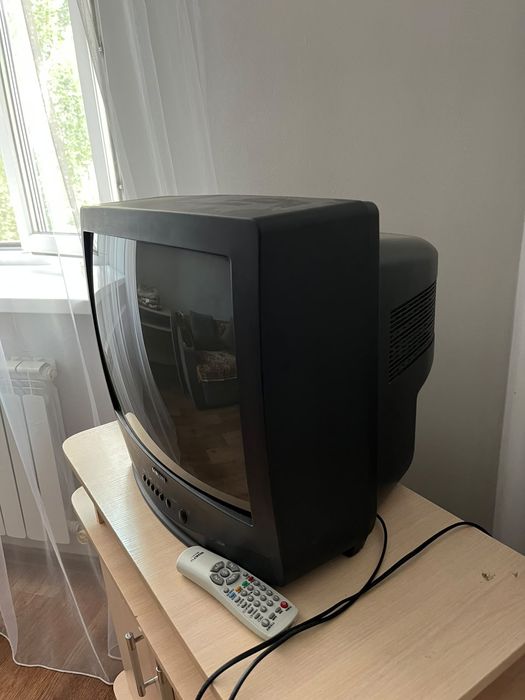 Продам б/у телевизор