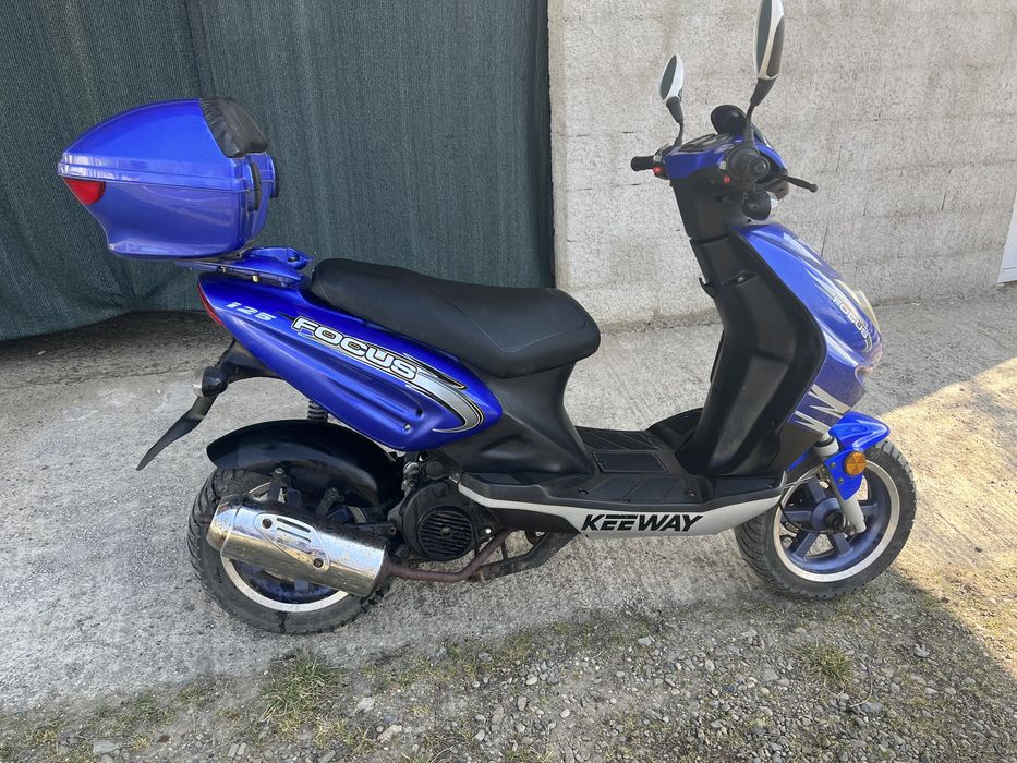 Scuter de vânzare