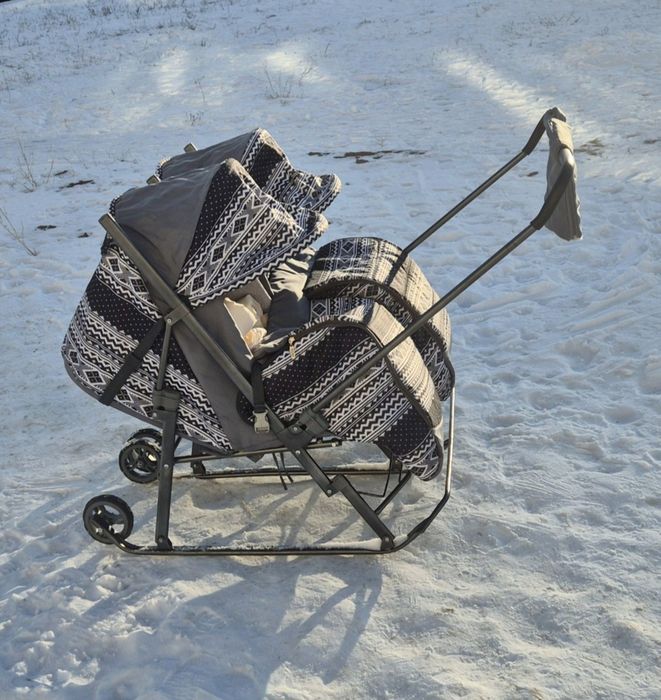 Продам санки коляску для двойни.