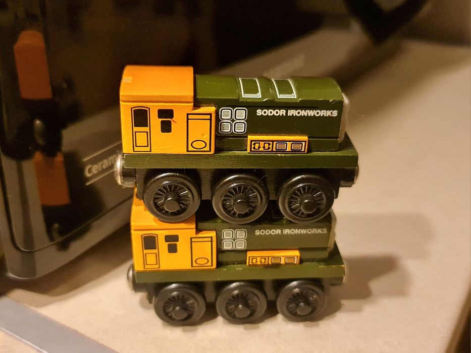 Thomas - Locomotive Iron Arry & Bert Sodor Ironworks - NOS