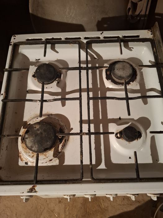 Gaz plitalar sotiladi