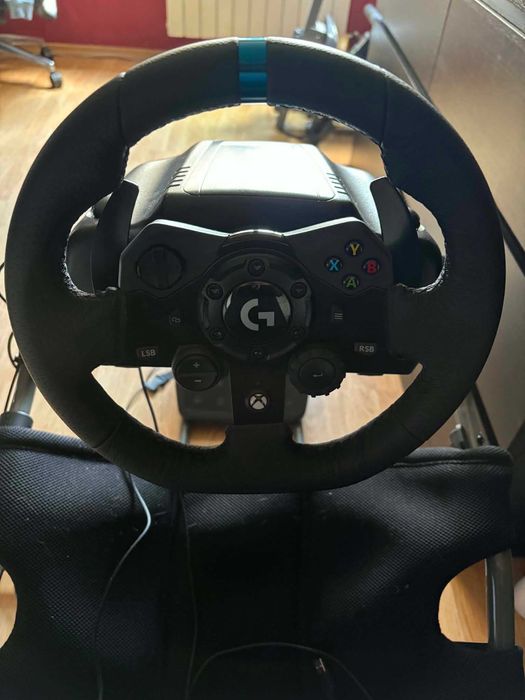 Logitech Playseat Challenger X + Logitech G923 + Logitech Driving Force Shifter