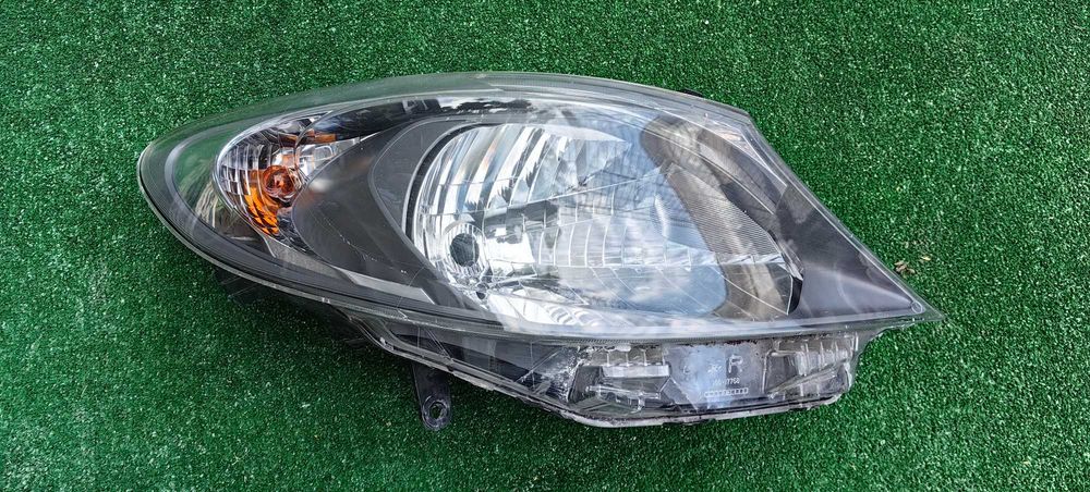 Фар за Mercedes Citan / Мерцедес Цитан