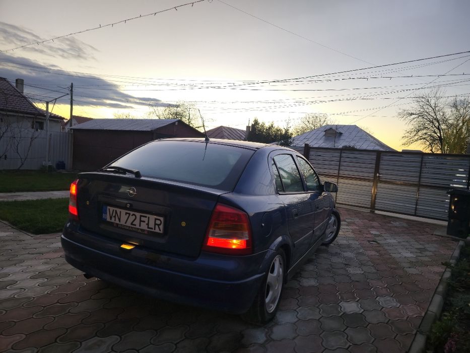 Opel astra g 1.7 dti si opel astra g 1.6 benzina