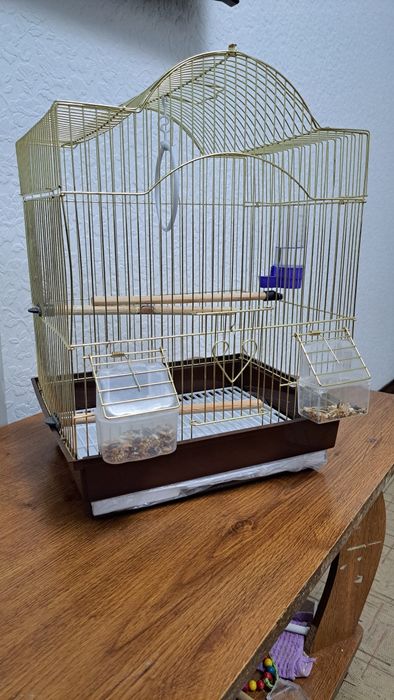 Клетки для попугаев