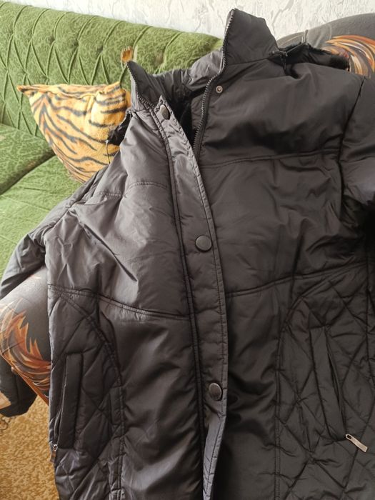 Продавам дамско яке