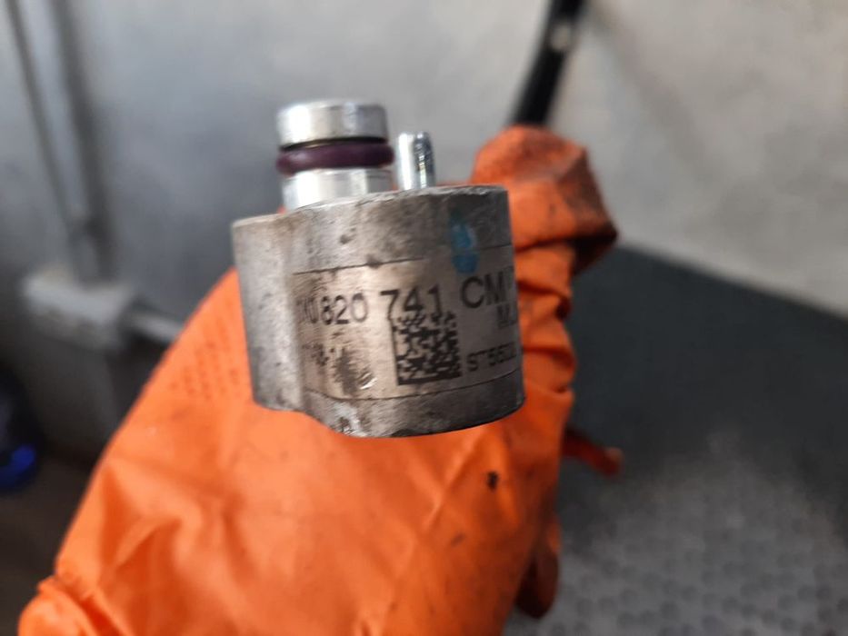 conducta clima ac 2.0 tdi skoda yeti 5l vw golf 6  1k0820741cm