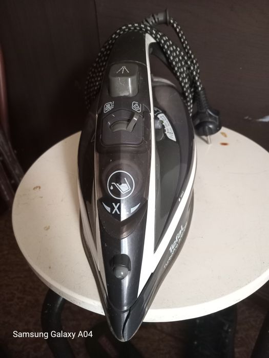 Продам утюг TEFAL