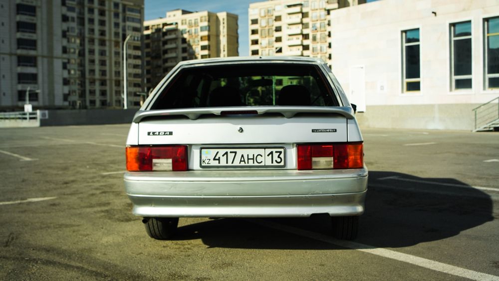 Машина лада ваз 2114