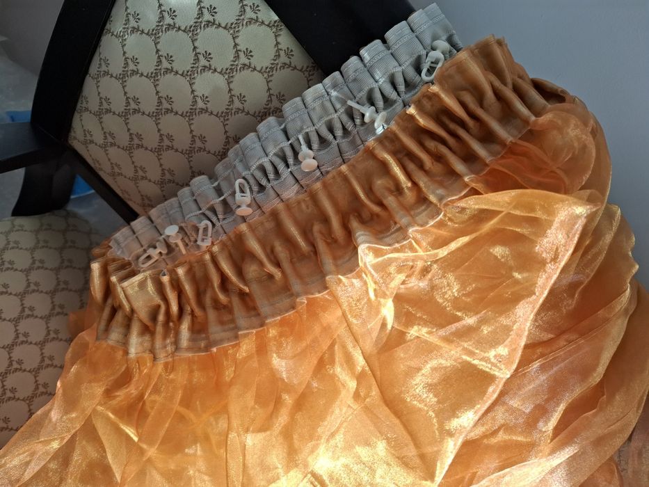 Тюль кирпичного цвета