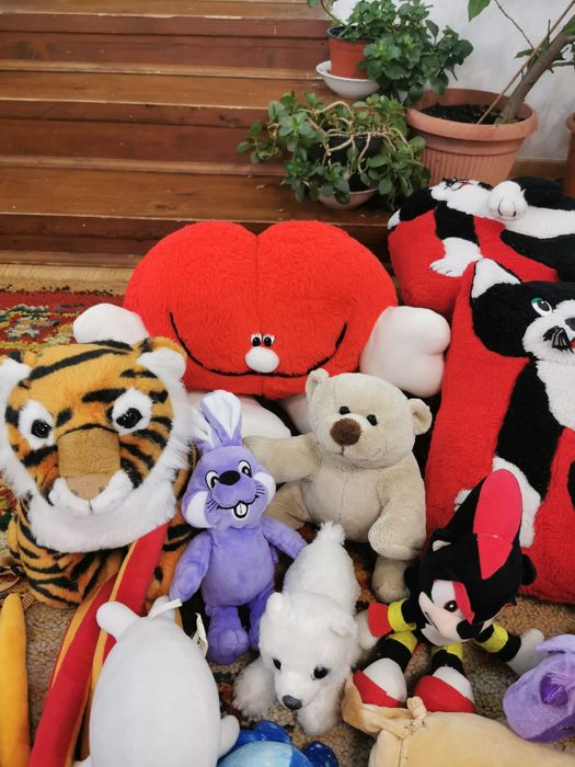 Plusuri diferite mărimi