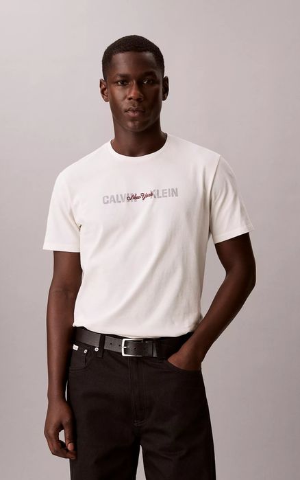 Футболка от Calvin Klein