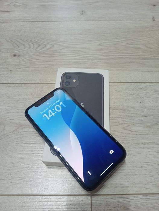 Продам Айфон 11 .