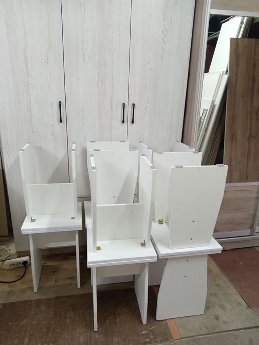 Продам новый табурет