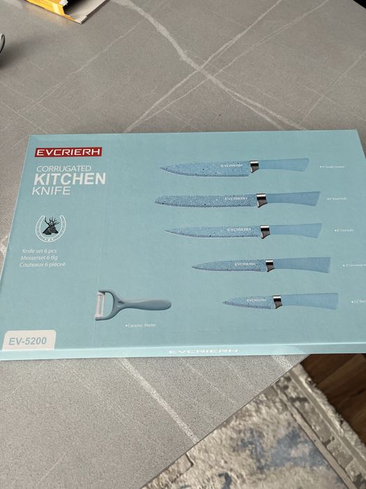 Набор ножей