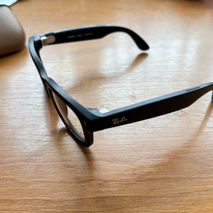 Ochelari Ray Ban Meta care Înregistrează