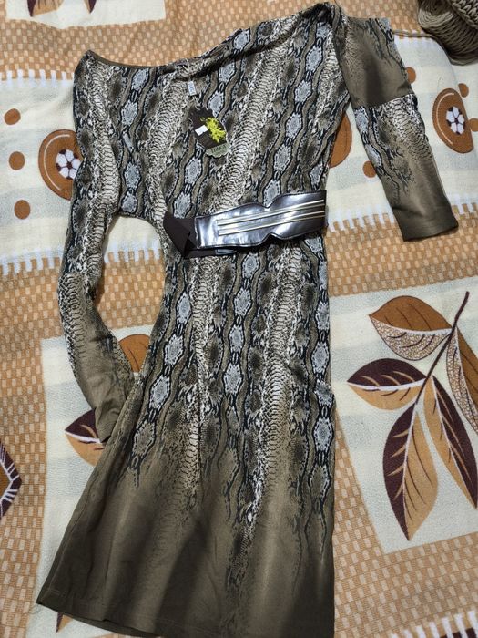 Продаются платья