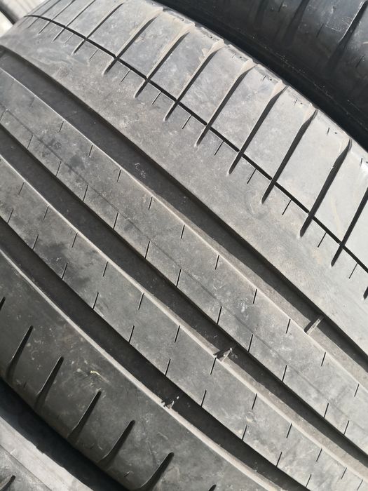 255 35 19 цола гуми Michelin 2 броя