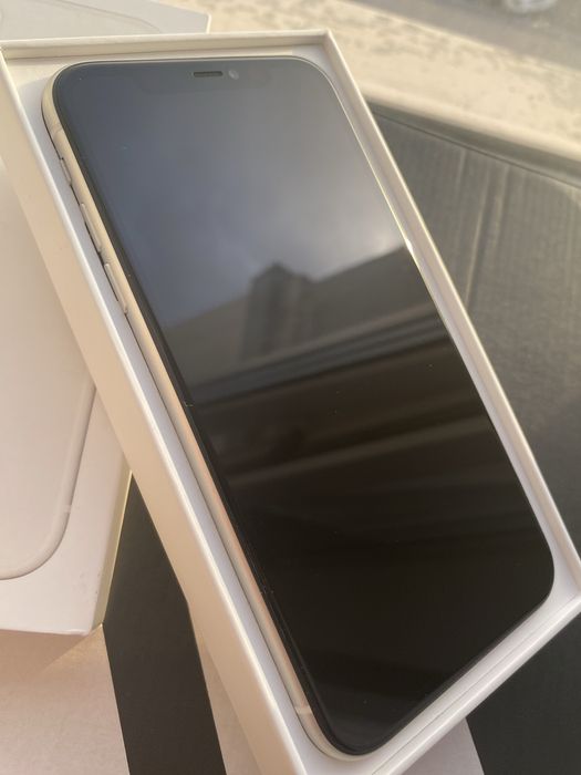 IPhone 11 4G 4/64gb Новый