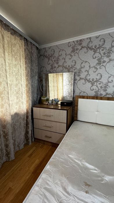Продам спальный гарнитур