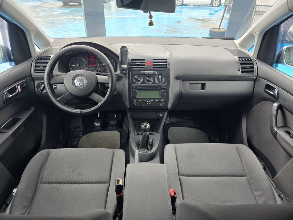 VW TOURAN / 2006 / 1.9 TDI / manuala 5 trepte  / 105 CP / jante aliaj