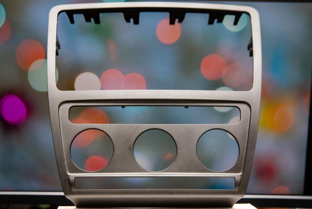 Рамка за радио Skoda Octavia 2