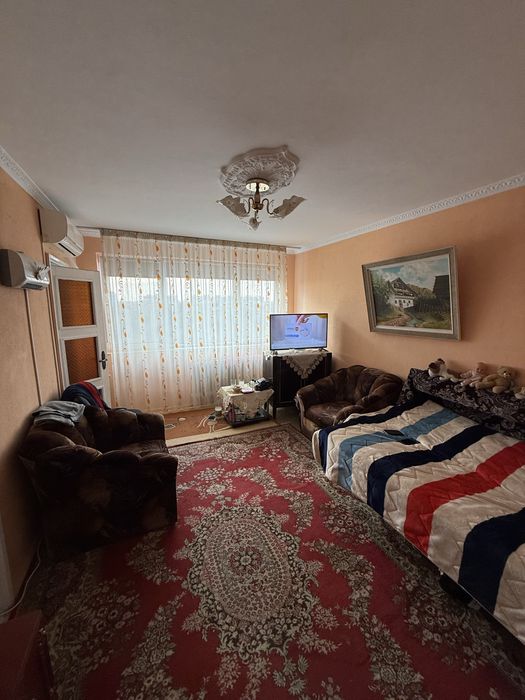 Apartament cu o camera de vanzare Tiglina