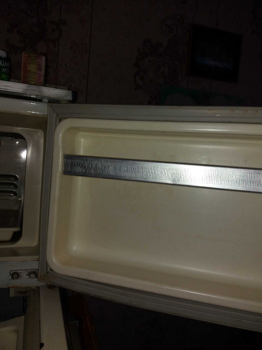 Продам холодильник