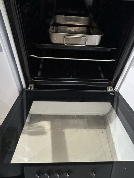 Aragaz folosit , merge bine nu are defecte vreau sa l schimb