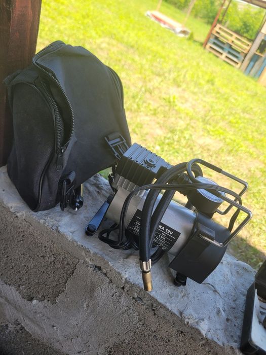 Compresor de mașină