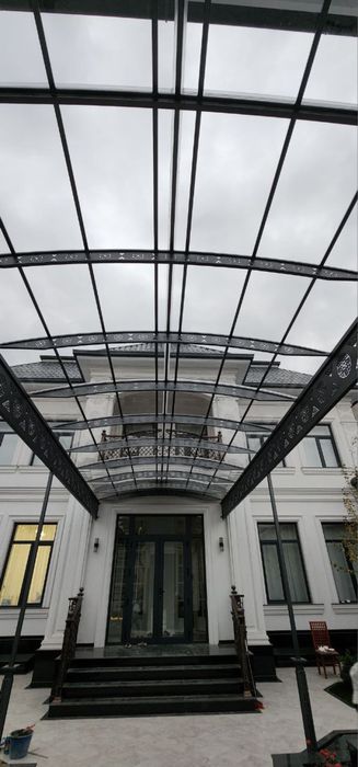 Моналитний поликарбанат