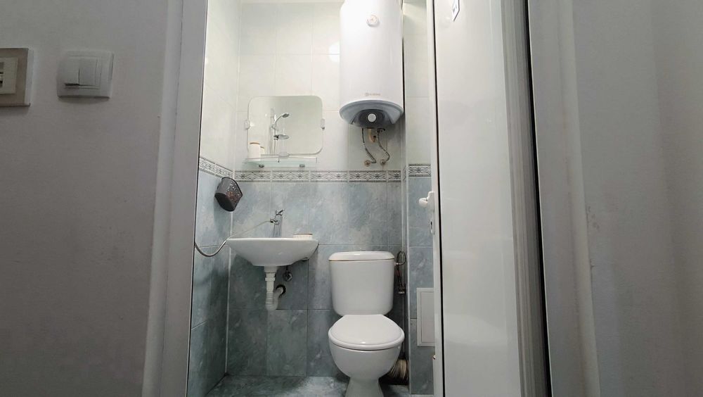 Дава се под наем Двустаен апартамент в Варна, Център - 46 кв.м за 498.27 € - Снимка #5