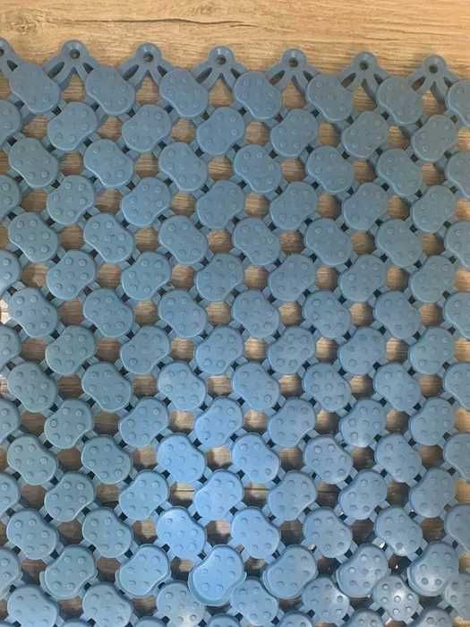 покрытие  для бассейна. противоскользящий коврик