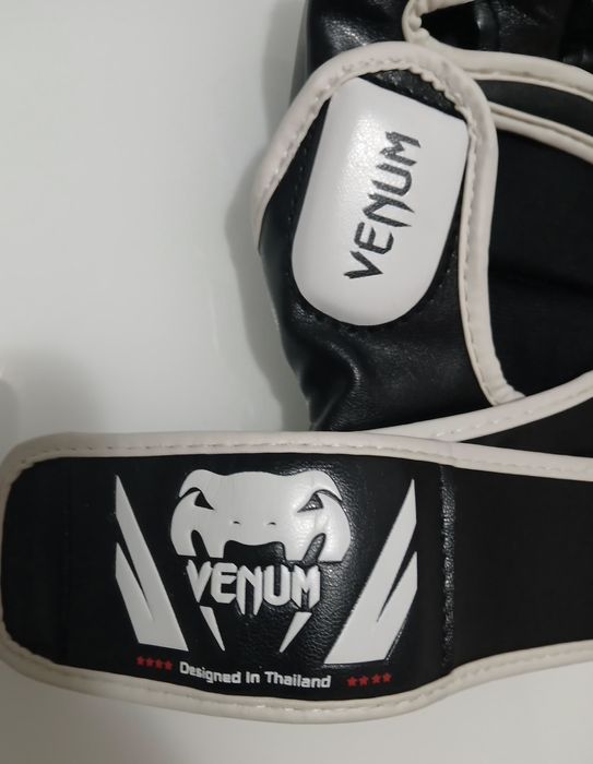 Mănuși MMA Venom Challenger Gloves Fabricaț Hong Kong